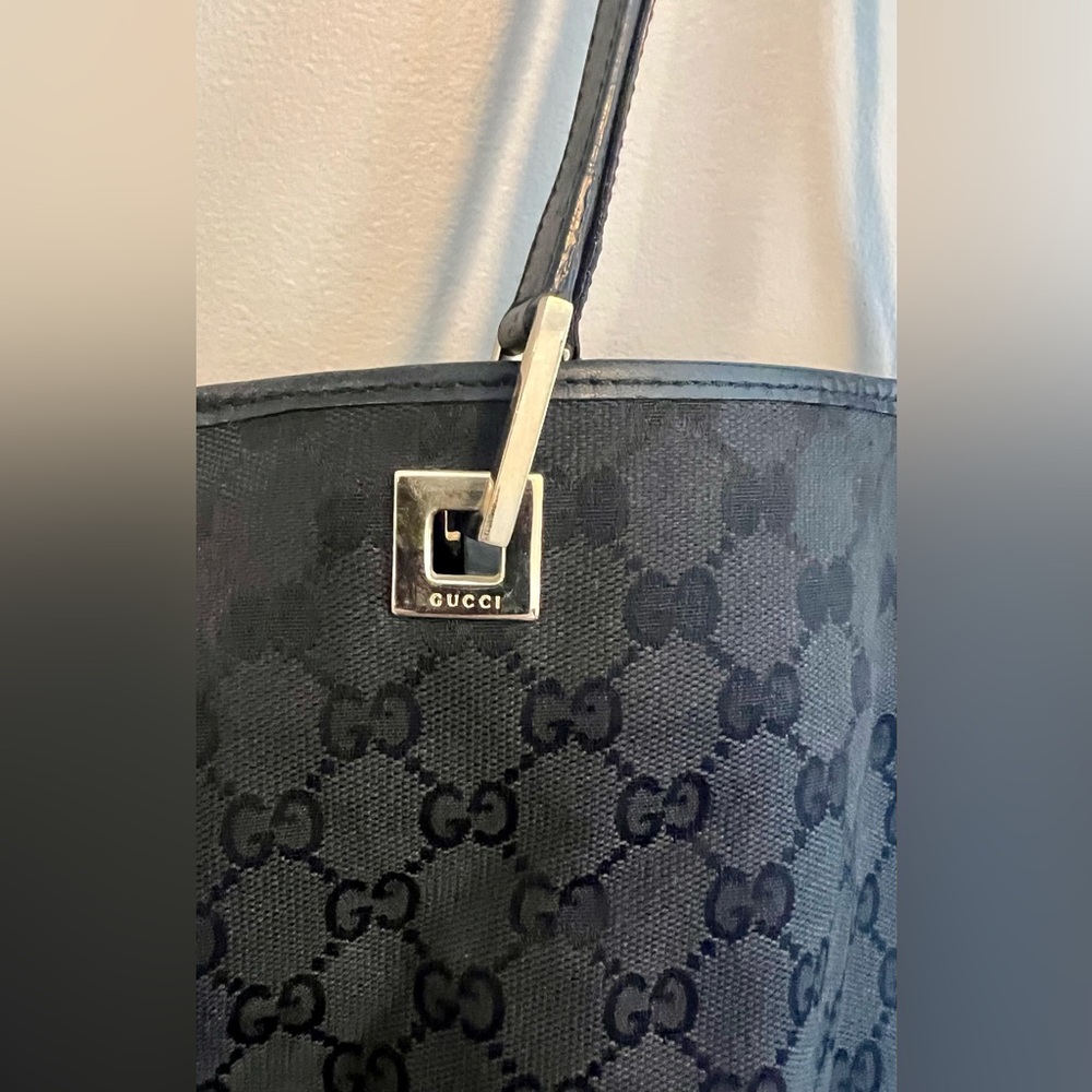 Vintage Gucci GG Black Canvas Tote Handbag - Picture 8 of 11